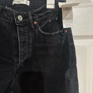 NWT Abercrombie & fitch jeans the dad high rise jeans denim black distressed